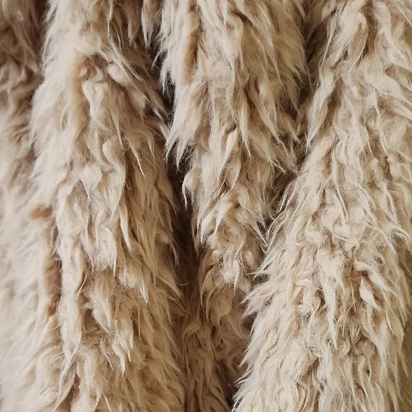 Thread & Supply Gold Cream Teddy Jacket Oversized Fuzzy - Picture 8 of 11